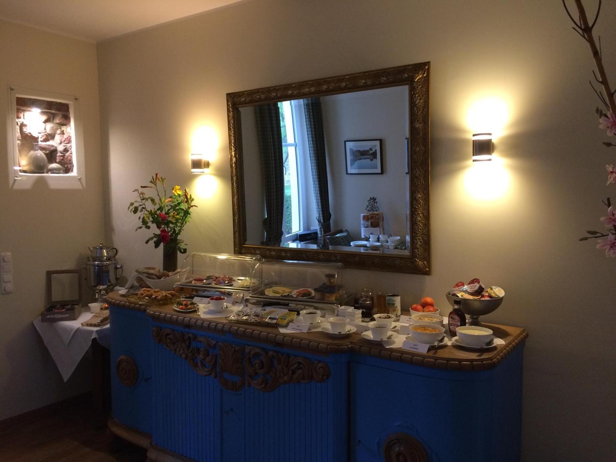 Landhotel Alte Toepferei ドゥイスブルグ エクステリア 写真