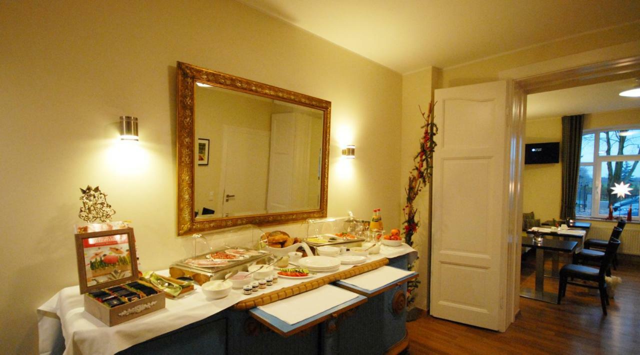 Landhotel Alte Toepferei ドゥイスブルグ エクステリア 写真