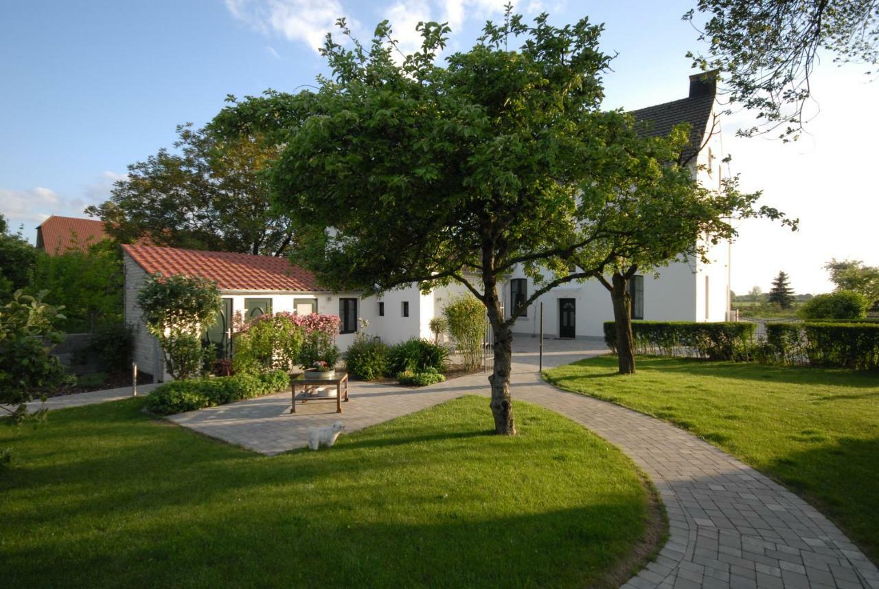 Landhotel Alte Toepferei ドゥイスブルグ エクステリア 写真