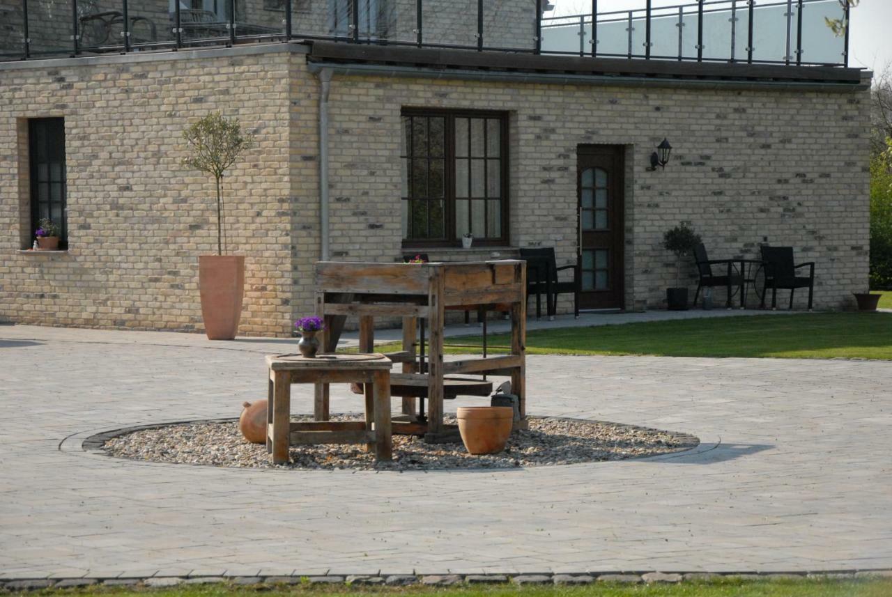 Landhotel Alte Toepferei ドゥイスブルグ エクステリア 写真