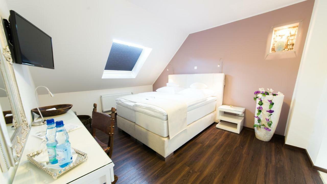 Landhotel Alte Toepferei ドゥイスブルグ エクステリア 写真