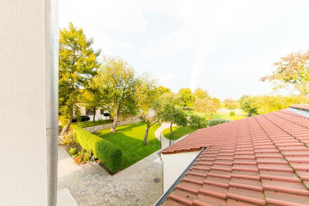 Landhotel Alte Toepferei ドゥイスブルグ エクステリア 写真