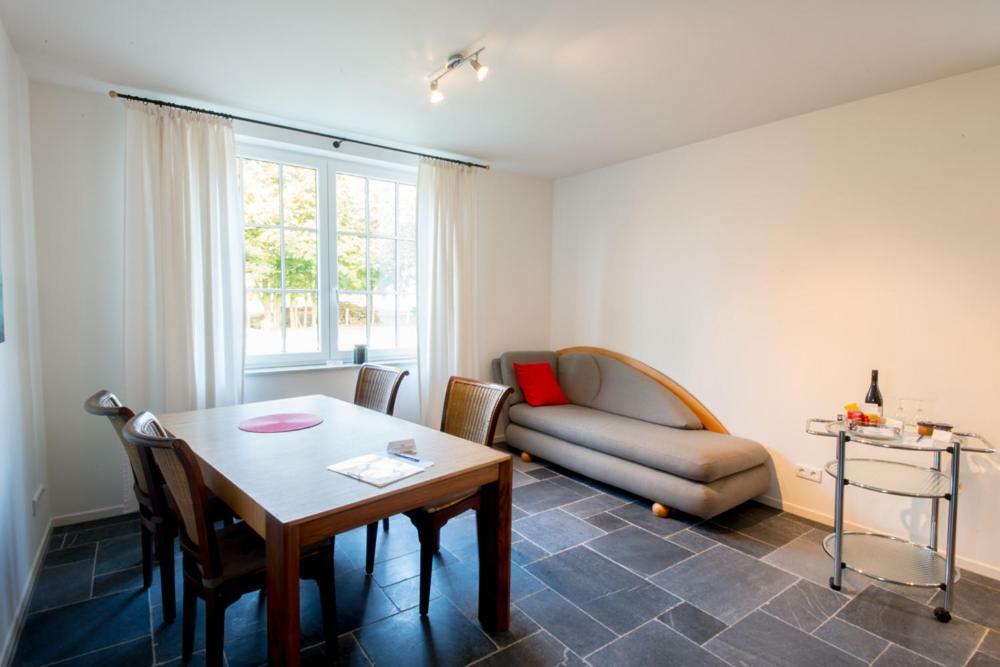 Landhotel Alte Toepferei ドゥイスブルグ エクステリア 写真