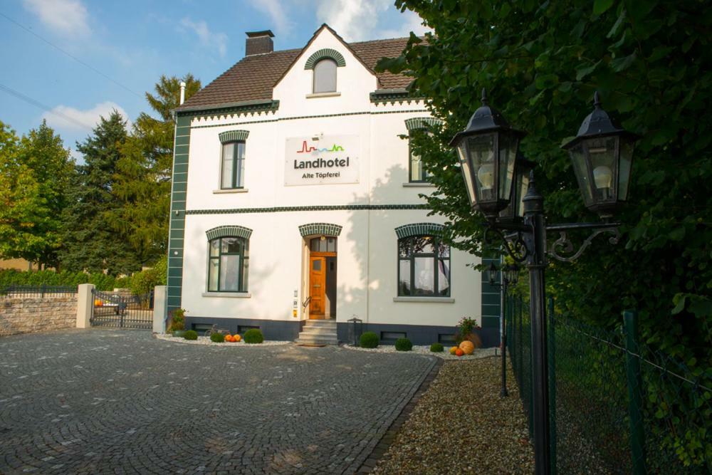 Landhotel Alte Toepferei ドゥイスブルグ エクステリア 写真