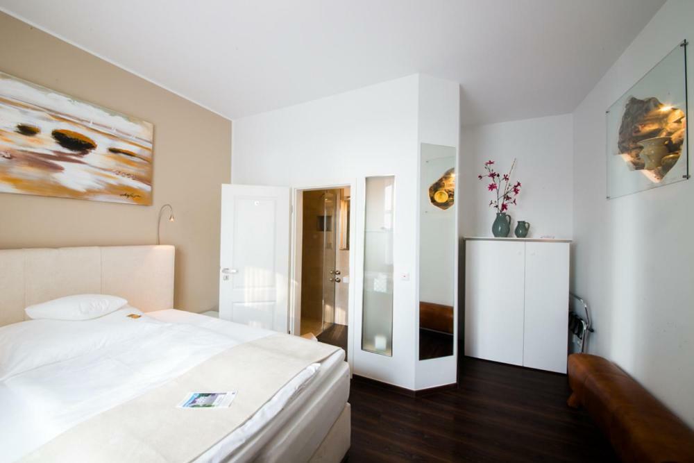 Landhotel Alte Toepferei ドゥイスブルグ エクステリア 写真