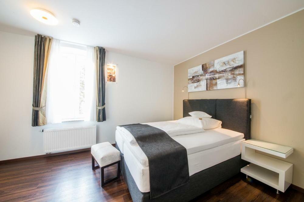 Landhotel Alte Toepferei ドゥイスブルグ エクステリア 写真
